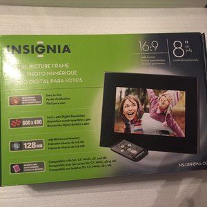 Insignia 8" Digital Photo Frame with Remote - NEW! - HOST PICK!
